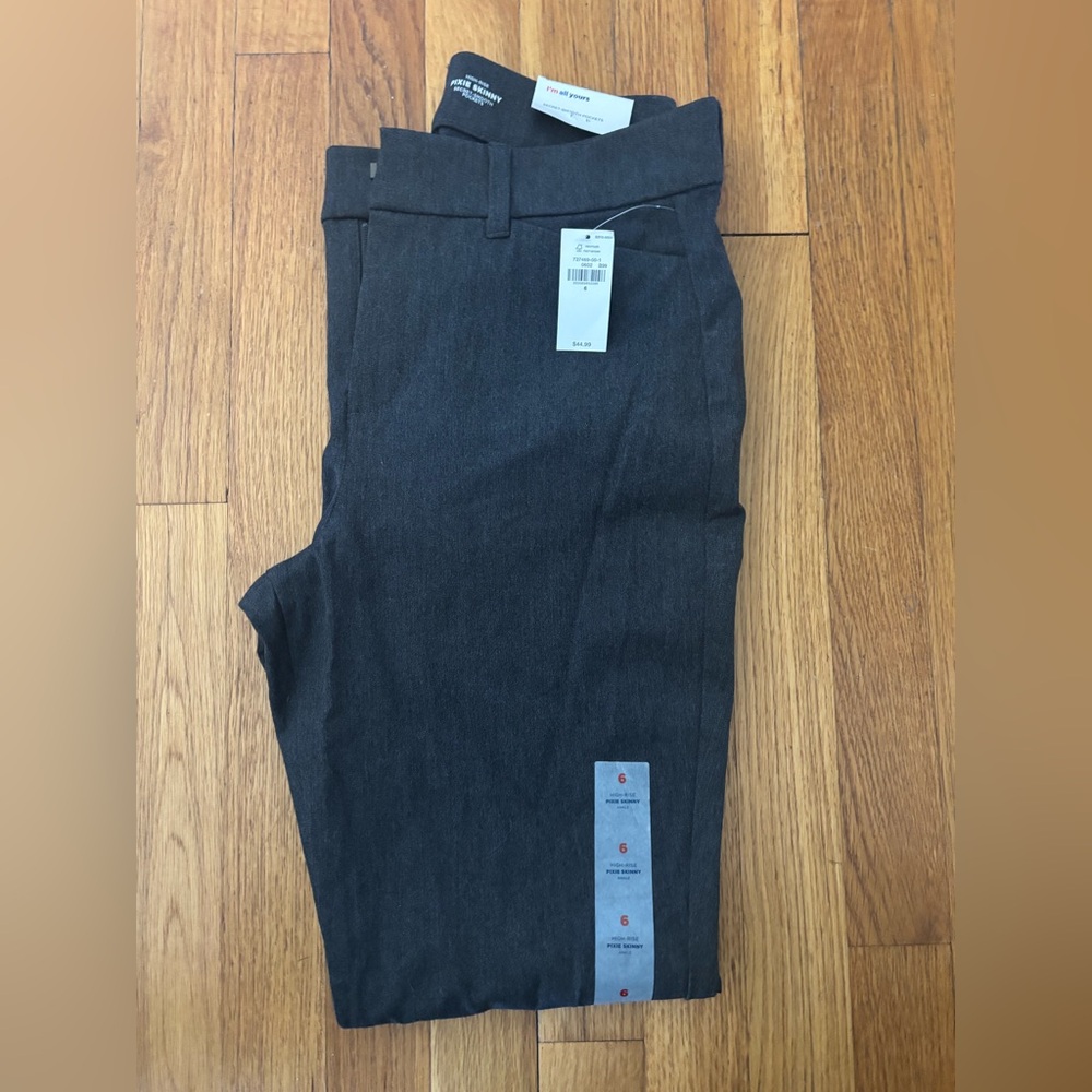 Old Navy Charcoal Pixie Skinny Ankle Pants